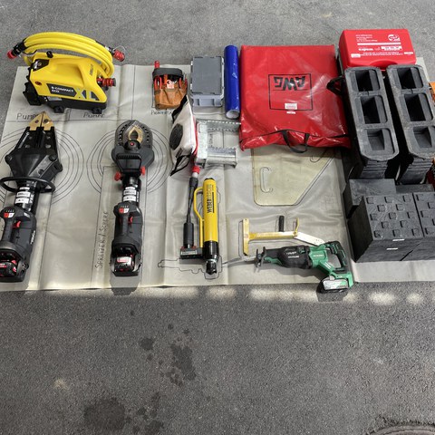 Material Strassenrettung. Vergrösserte Ansicht