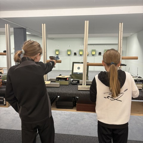 Schiessen (8).JPEG. Vergrösserte Ansicht