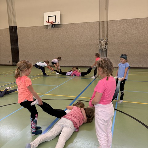 Tanzen (4).JPEG. Vergrösserte Ansicht