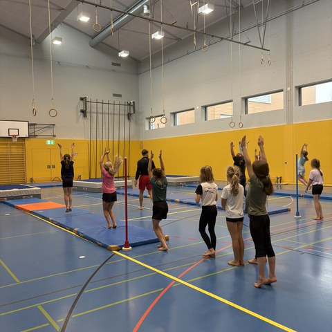 Turnen (8).JPEG. Vergrösserte Ansicht