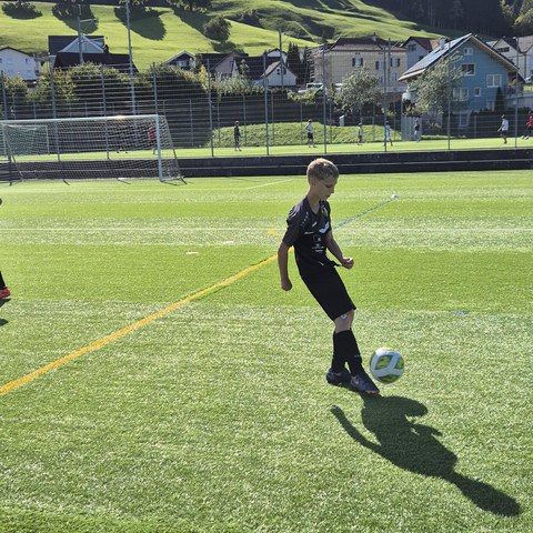 Fussball7_05.10.26.jpg. Vergrösserte Ansicht