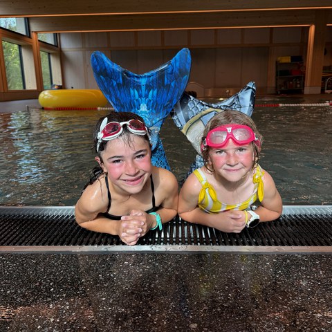Schwimmen8_07.10.26.jpg. Vergrösserte Ansicht