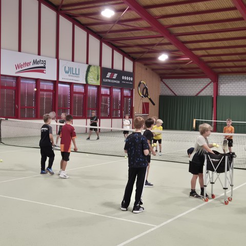 Tennis11_07.10.26.jpg. Vergrösserte Ansicht