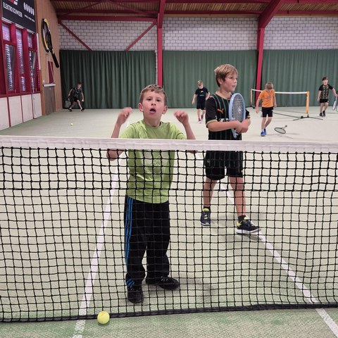 Tennis3_07.10.26.jpg. Vergrösserte Ansicht