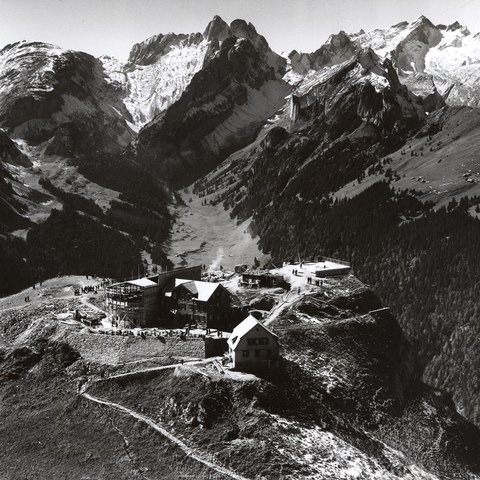 Bau des neuen Berggasthauses, 1964. Vergrösserte Ansicht