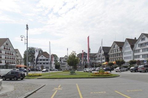 Dorfplatz Gais, Nina Baisch 2012