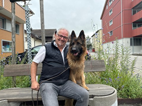 "AYLA" und ihr Besitzer