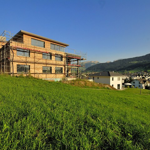 Wohnhaus im Bau. Vergrösserte Ansicht